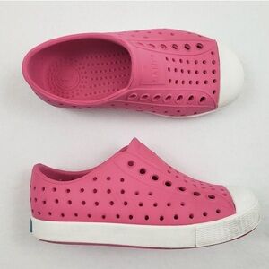 Native Jefferson Shoes Bubble Gum / Barbie Pink Size C10
